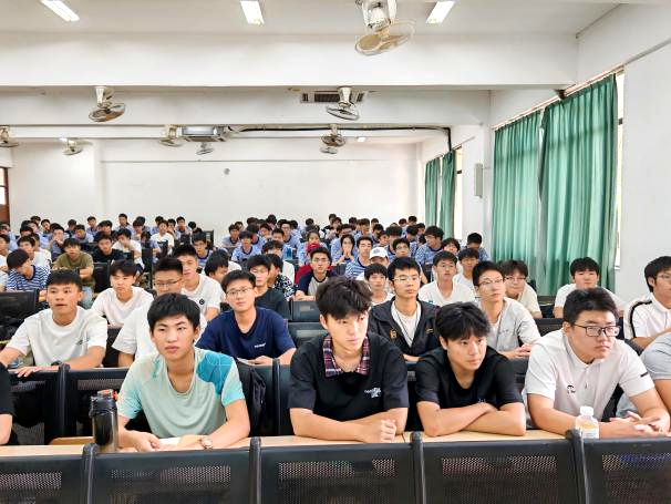 太阳成集团122ccvip